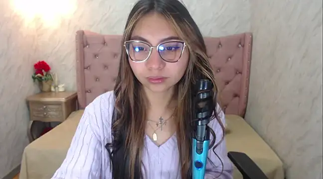 Snapshot of XSmaggiiee chatting on 10, 3, 2025 XSmaggiiee online show from 10, 3, 2025