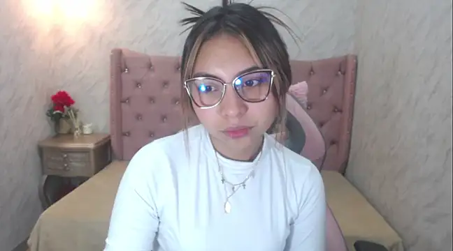 Snapshot of XSmaggiiee chatting on 13, 3, 2025 XSmaggiiee online show from 13, 3, 2025