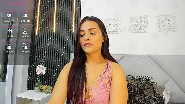 Snapshot of katrina_kaif_x chatting on 3, 2, 2025 katrina kaif x online show from 3, 2, 2025