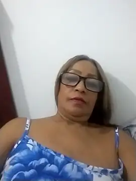 Snapshot of keyla-sensual chatting on 9, 3, 2025 keyla-sensual online show from 9, 3, 2025