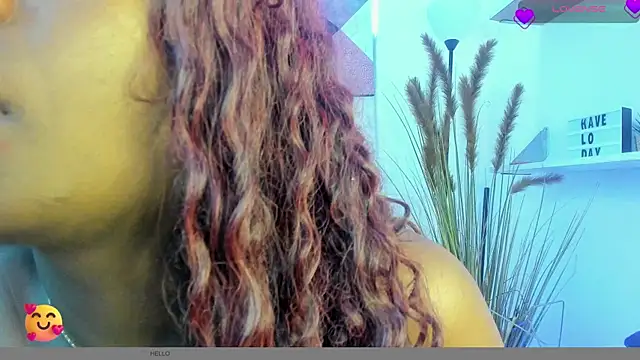 Snapshot of lanna_bx chatting on 6, 2, 2025 lanna bx online show from 6, 2, 2025