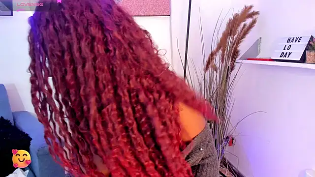 Snapshot of lanna_bx chatting on 8, 3, 2025 lanna bx online show from 8, 3, 2025