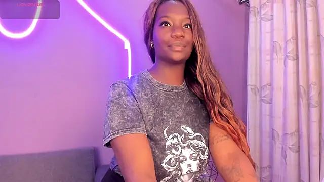 Snapshot of lanna_bx chatting on 8, 9, 2025 lanna bx online show from 8, 9, 2025