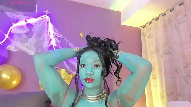 Snapshot of lanna_bx chatting on 11, 10, 2025 lanna bx online show from 11, 10, 2025