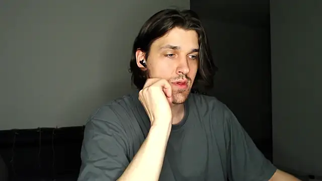 Snapshot of boy_next_door_1 chatting on 29, 5, 2026 boy next door 1 online show from 29, 5, 2026