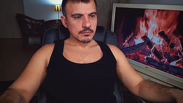 Snapshot of officeman7 chatting on 19, 1, 2025 officeman7 online show from 19, 1, 2025