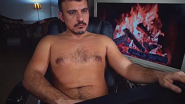 Snapshot of officeman7 chatting on 25, 1, 2025 officeman7 online show from 25, 1, 2025