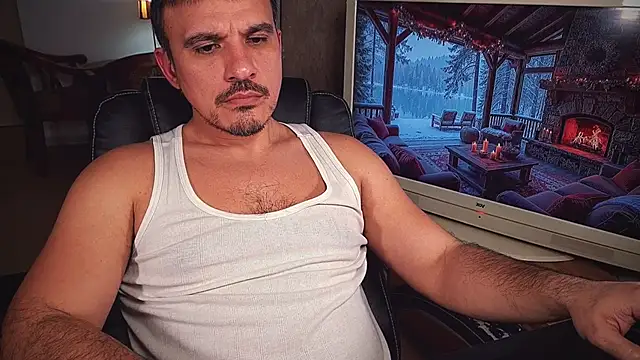 Snapshot of officeman7 chatting on 14, 2, 2025 officeman7 online show from 14, 2, 2025