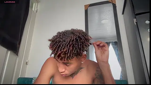 sexy blacks  online show from 14, 11, 2025