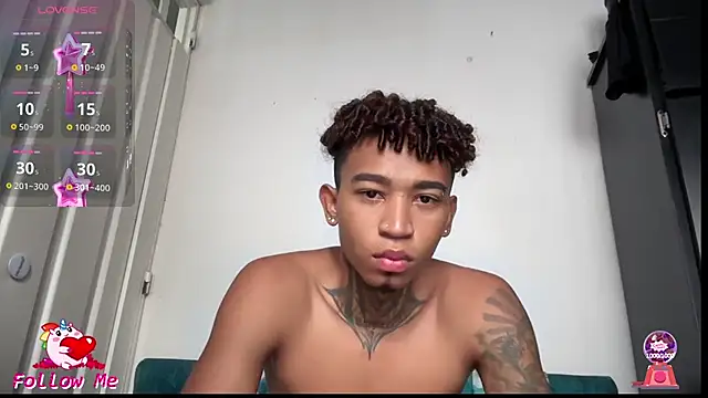 sexy blacks  online show from 25, 11, 2025