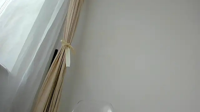 Snapshot of angeloflovee chatting on 15, 11, 2025 angeloflovee online show from 15, 11, 2025