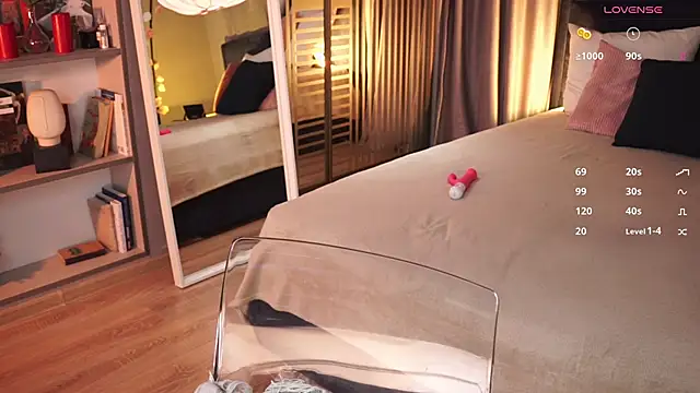 askaudrey  online show from 20, 2, 2025