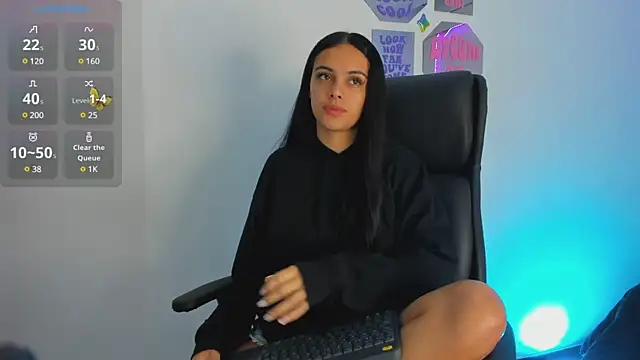 ChloeHarper  online show from 14, 12, 2024