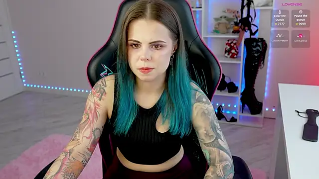 Snapshot of Latex_Kitty chatting on 22, 5, 2026 Latex Kitty online show from 22, 5, 2026