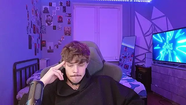 DENIS HERE online show from 6, 2, 2025