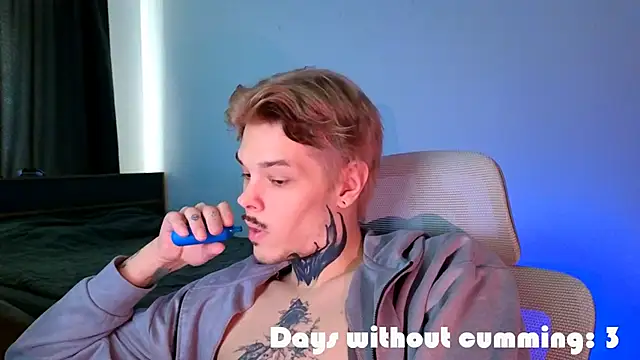 DENIS HERE online show from 22, 4, 2026