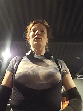 Exhibitionsplit online show from 21, 9, 2025