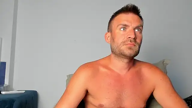 Snapshot of 10in_deluxe chatting on 5, 7, 2026 10in deluxe online show from 5, 7, 2026
