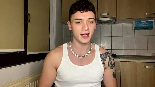 Snapshot of Joedonovan1 chatting on 16, 12, 2024 Joedonovan1 online show from 16, 12, 2024