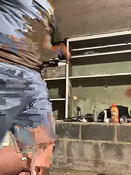 Snapshot of Jart1k1 chatting on 23, 11, 2025 Jart1k1 online show from 23, 11, 2025