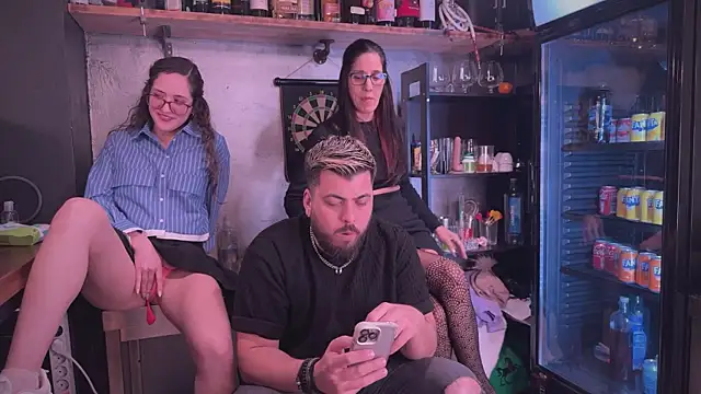 Snapshot of barfantasy chatting on 17, 3, 2025 barfantasy online show from 17, 3, 2025