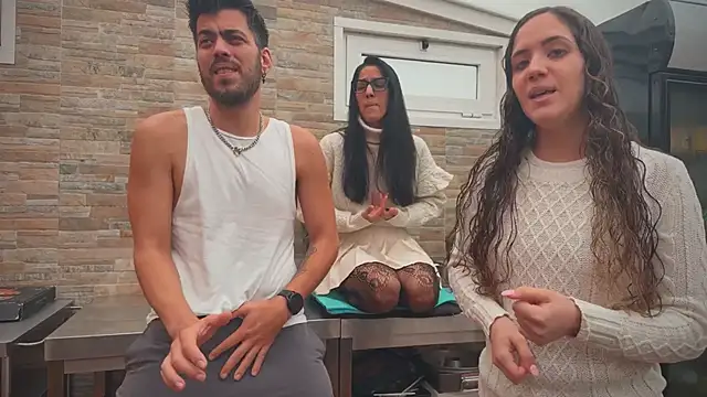 Snapshot of barfantasy chatting on 31, 10, 2025 barfantasy online show from 31, 10, 2025