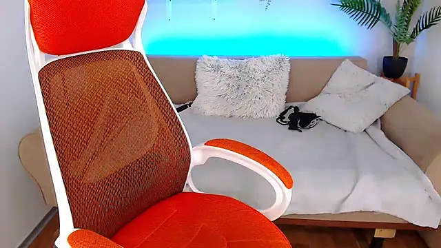 RedHeadBridget online show from 6, 2, 2025