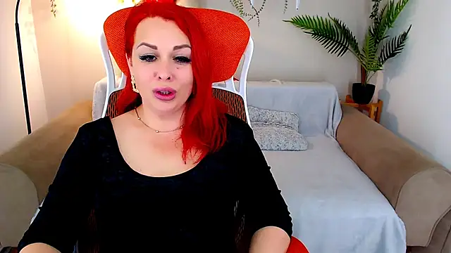 RedHeadBridget online show from 21, 2, 2025