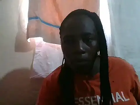Snapshot of Liqueeny chatting on 14, 9, 2025 Liqueeny online show from 14, 9, 2025