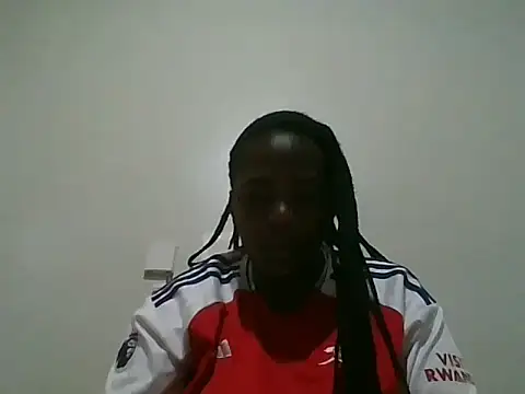 Snapshot of Liqueeny chatting on 18, 9, 2025 Liqueeny online show from 18, 9, 2025