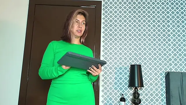 Snapshot of scarlett_moore chatting on 19, 9, 2025 scarlett moore online show from 19, 9, 2025