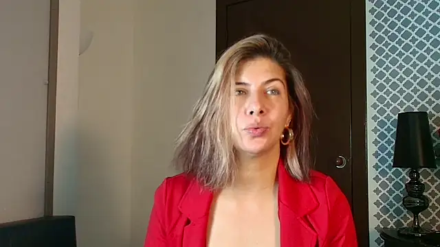 Snapshot of scarlett_moore chatting on 2, 10, 2025 scarlett moore online show from 2, 10, 2025