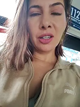 Snapshot of scarlett_moore chatting on 6, 10, 2025 scarlett moore online show from 6, 10, 2025