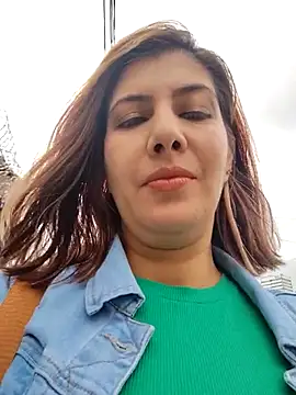 Snapshot of scarlett_moore chatting on 8, 10, 2025 scarlett moore online show from 8, 10, 2025