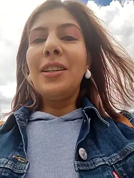 Snapshot of scarlett_moore chatting on 9, 10, 2025 scarlett moore online show from 9, 10, 2025