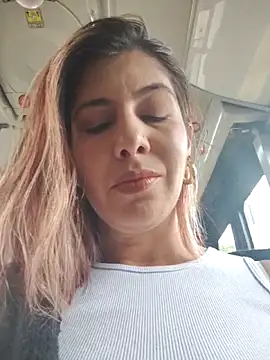 Snapshot of scarlett_moore chatting on 10, 10, 2025 scarlett moore online show from 10, 10, 2025