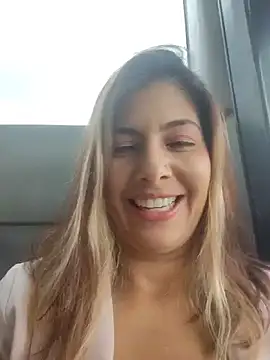 Snapshot of scarlett_moore chatting on 11, 5, 2026 scarlett moore online show from 11, 5, 2026