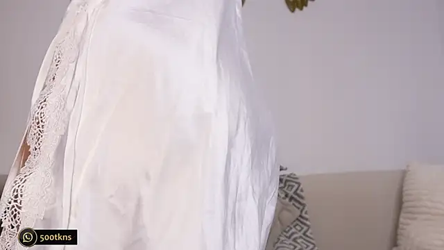 katie cruz online show from 2, 12, 2025