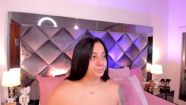 Snapshot of sofhiaa_adaams chatting on 26, 2, 2025 sofhiaa adaams online show from 26, 2, 2025
