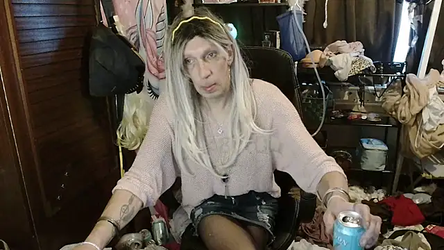 Ombeline1 online show from 3, 12, 2025