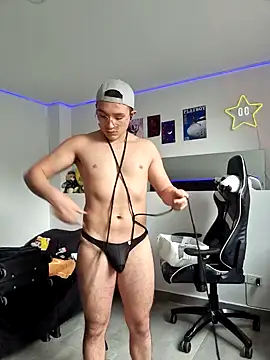Snapshot of AustinSummerr chatting on 16, 10, 2025 AustinSummerr online show from 16, 10, 2025