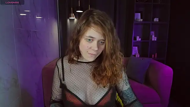 SophiePure online show from 18, 12, 2024