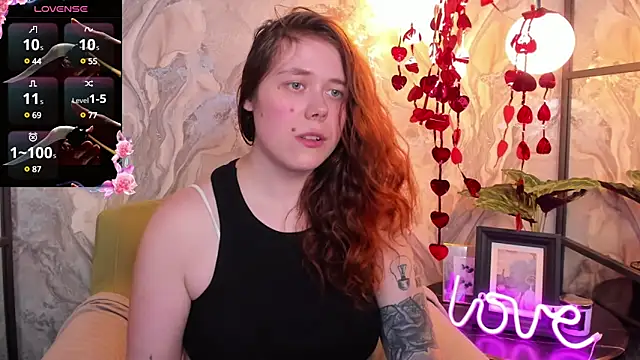 SophiePure online show from 14, 2, 2025