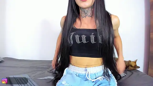 Snapshot of mariana_preciado chatting on 27, 10, 2025 mariana preciado online show from 27, 10, 2025