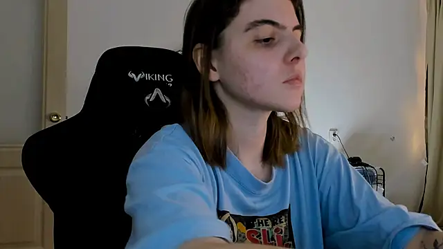 emmamurrr online show from 14, 12, 2024