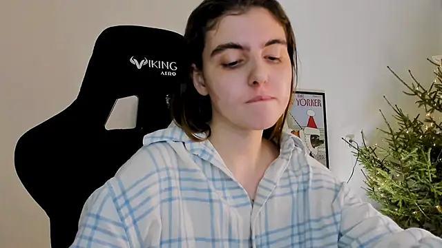 emmamurrr online show from 30, 12, 2024