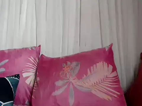 Snapshot of Freakyassnwildx chatting on 25, 2, 2025 Freakyassnwildx online show from 25, 2, 2025