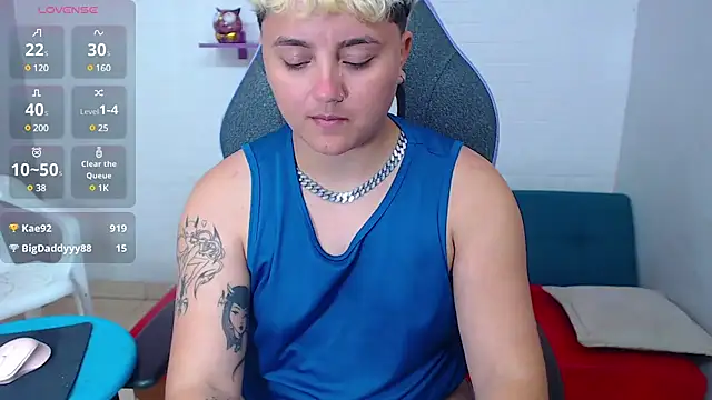 isabeautyx19 online show from 24, 2, 2025