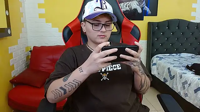 isabeautyx19 online show from 9, 9, 2025