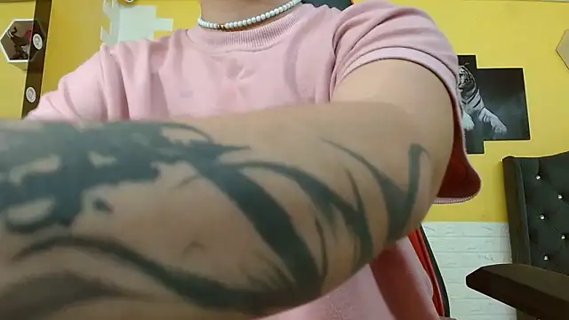 isabeautyx19 online show from 21, 12, 2025